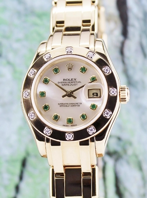 (image for) A ROLEX 18K YELLOW GOLD LADY SIZE DATEJUST PEARL MASTER - 80318